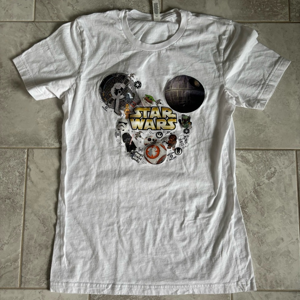 Disney Star Wars Mickey Head Adult Medium Tee